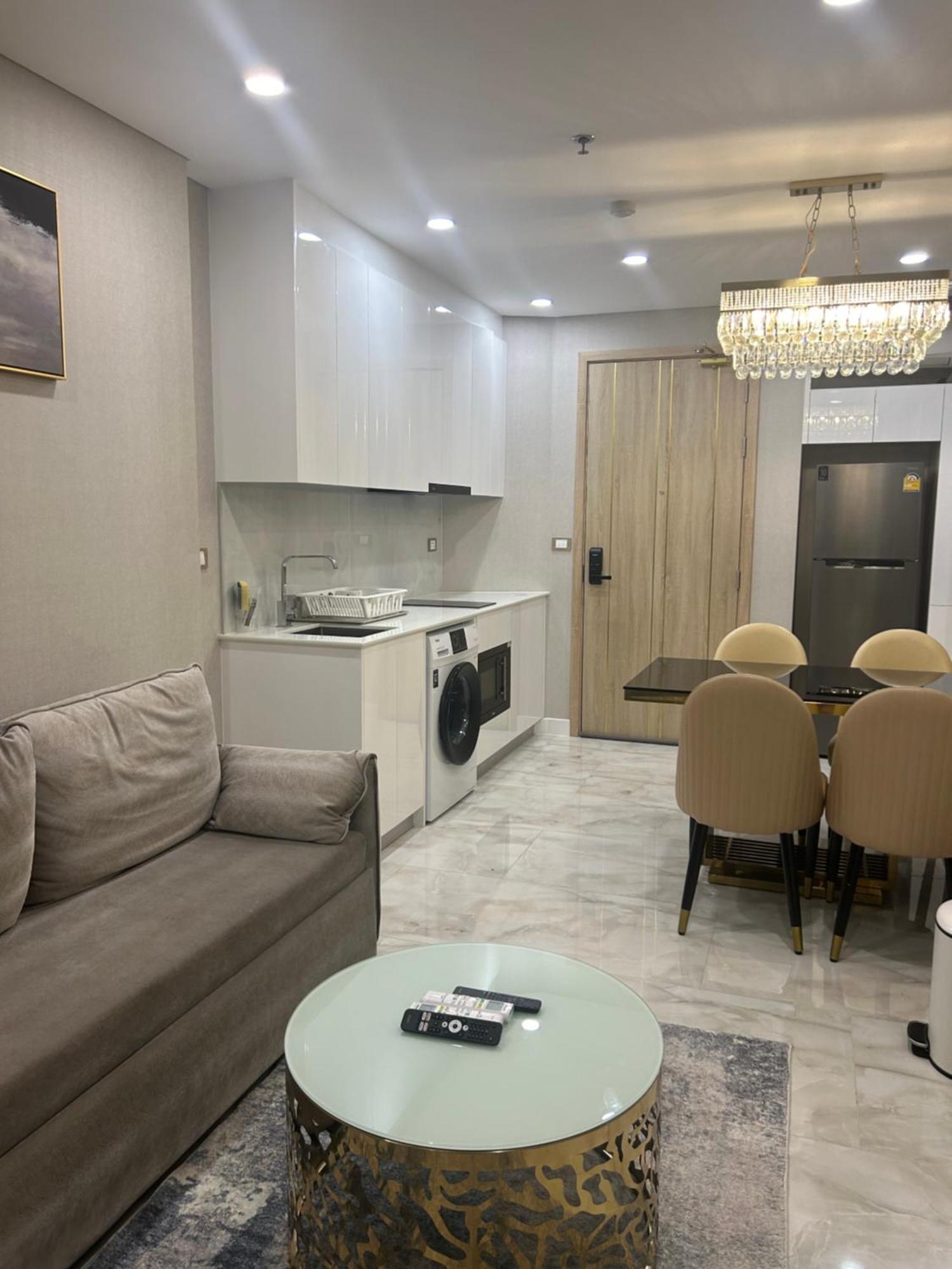 Copacabana Beach Jomtien 科帕卡巴纳海乔木提安海滩毗邻乔木提安夜市 المظهر الخارجي الصورة